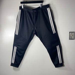 INC International Concepts joggers pants